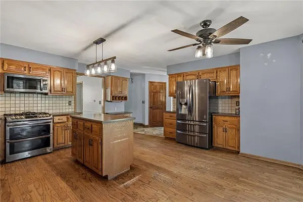 1426 NE 83rd ST, Kansas City, MO 64118