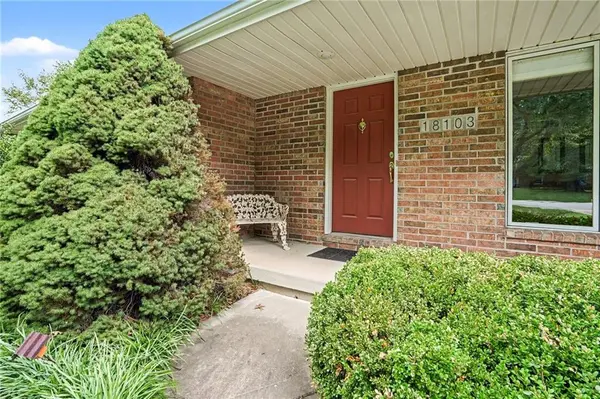 18103 Murphy RD, Smithville, MO 64089