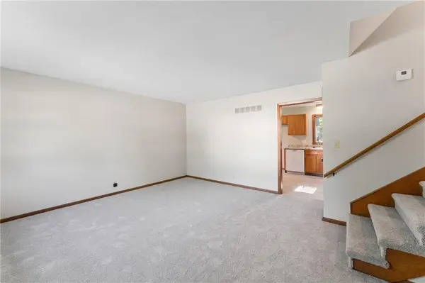 7817 England DR, Overland Park, KS 66204