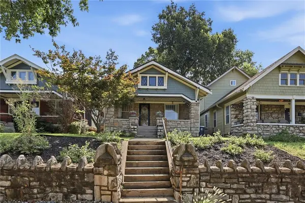4141 Kenwood AVE, Kansas City, MO 64110