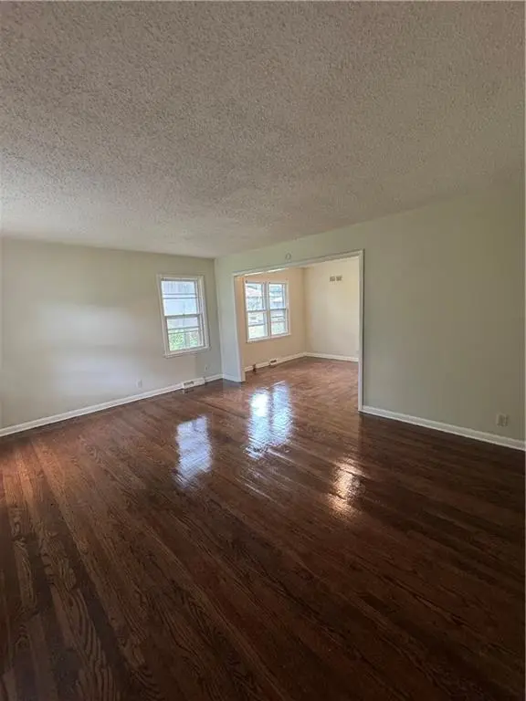 1840 E 75th TER, Kansas City, MO 64132