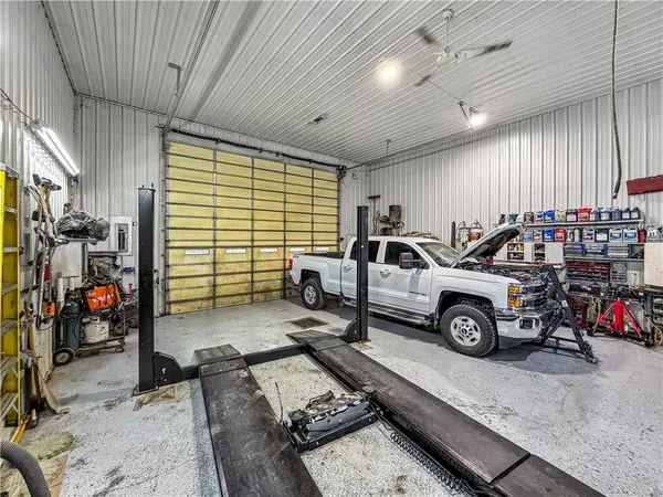 S Pine ST, Norborne, MO 64668