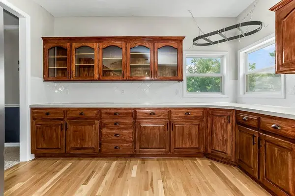 5403 Payne ST, Shawnee, KS 66226