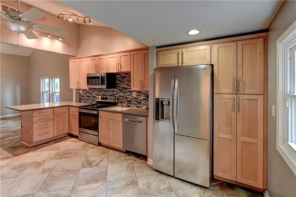 445 S Chestnut ST, Olathe, KS 66061