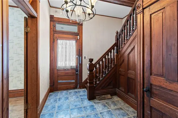 413-415 S Orchard ST, Clinton, MO 64735