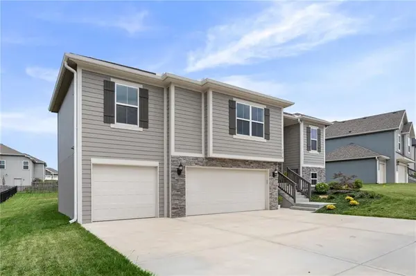 1218 NE 122nd ST, Kansas City, MO 64165