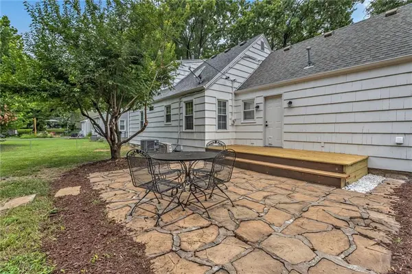 6407 W 80TH TER, Overland Park, KS 66204