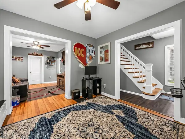 549 S Huttig AVE, Independence, MO 64053