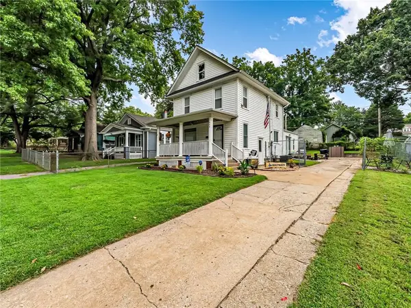 549 S Huttig AVE, Independence, MO 64053
