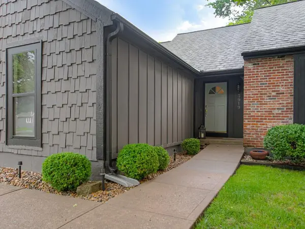 3919 NE Sequoia ST, Lee's Summit, MO 64064