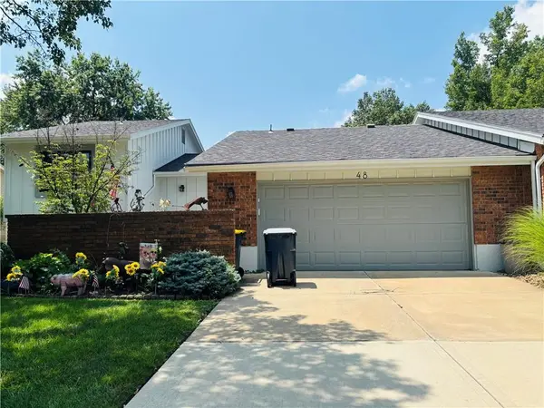 48 Woodbridge LN, Kansas City, MO 64145
