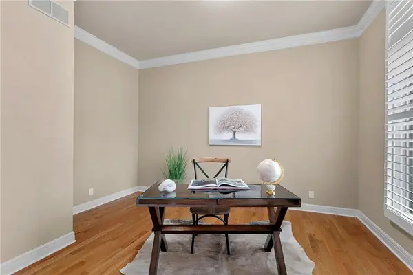 14525 Ballentine ST, Overland Park, KS 66221