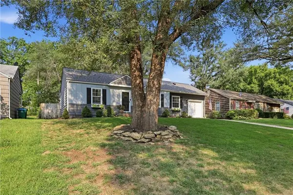 5536 Cedar ST, Roeland Park, KS 66205