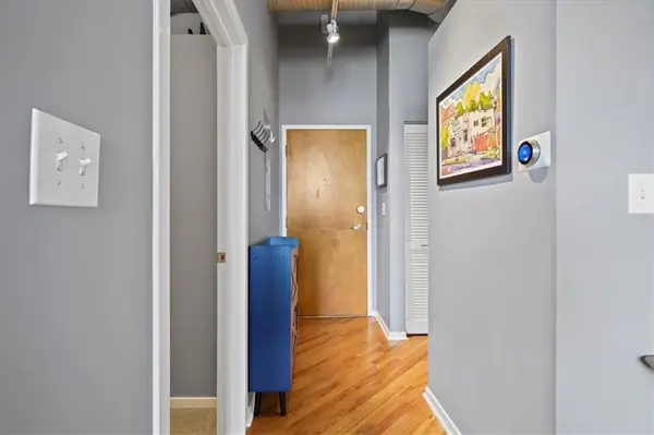 2107 Grand BLVD #909, Kansas City, MO 64108