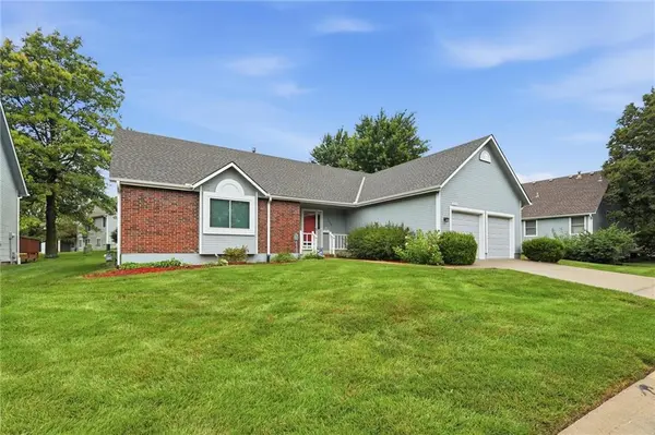 15724 Travis ST, Overland Park, KS 66223