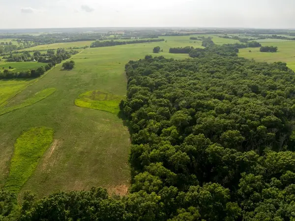 CR 330 RD, Hale, MO 64643