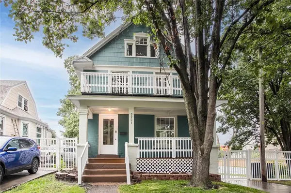 3201 Mcgee ST, Kansas City, MO 64111