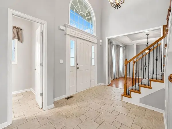 25168 W 150th TER, Olathe, KS 66061