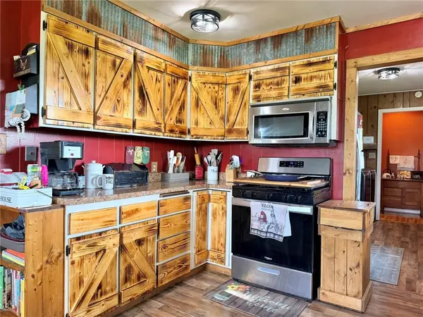519 SW 20th ST, Trenton, MO 64683