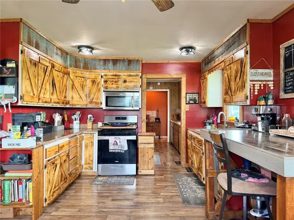 519 SW 20th ST, Trenton, MO 64683