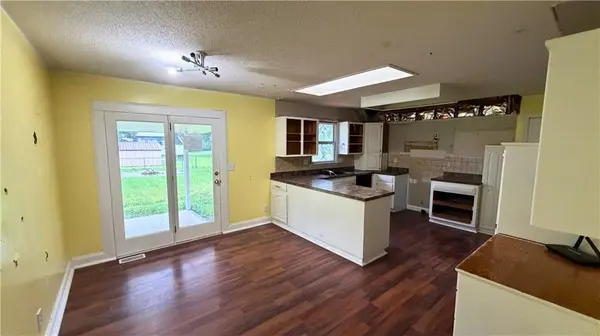 433 E Elm ST, Drexel, MO 64742