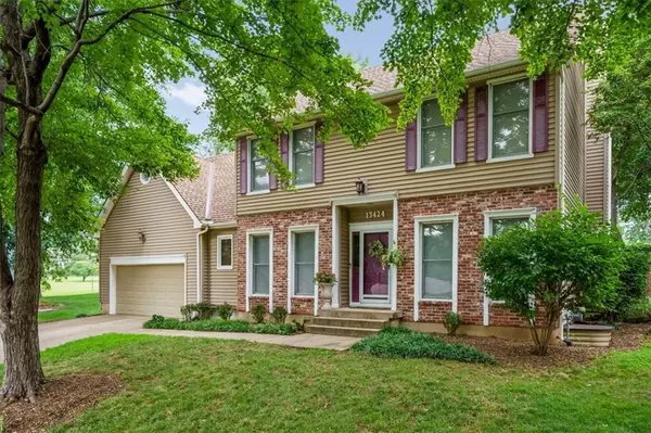 13424 W 70th TER, Shawnee, KS 66216