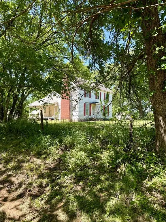Lot 7 Cantrell RD, Tonganoxie, KS 66086