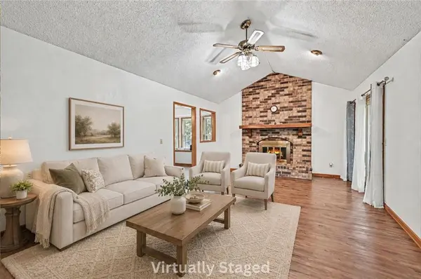 4006 N 31st ST, St Joseph, MO 64506