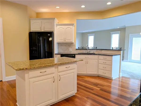 1407 Bear Creek CIR, Warrensburg, MO 64093