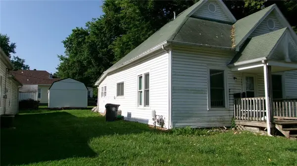 1405 W 11th ST, Sedalia, MO 65301