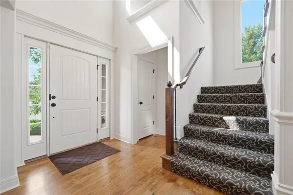 9314 W 163RD TER, Overland Park, KS 66085