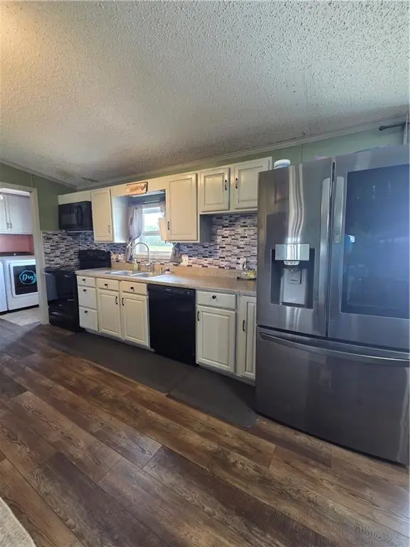 29231 W 375th ST, Osawatomie, KS 66064