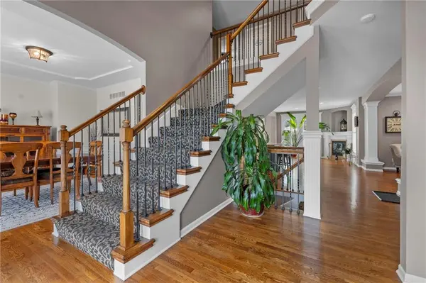 1441 NE Daltons Ridge DR, Lee's Summit, MO 64064
