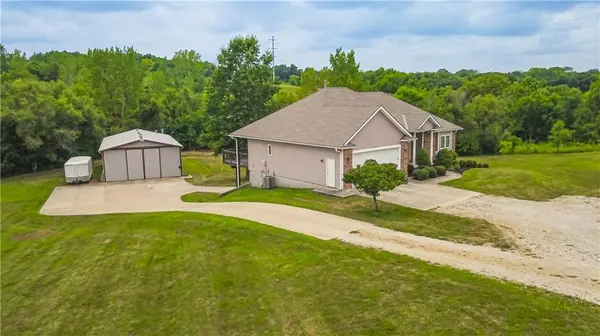 20009 Clinton County Line RD, Holt, MO 64048
