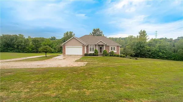 20009 Clinton County Line RD, Holt, MO 64048