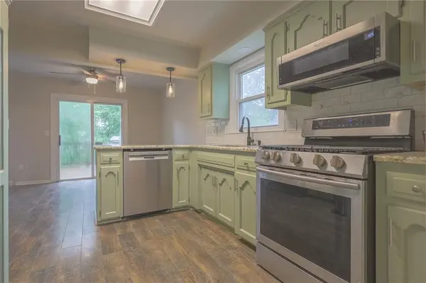 5778 Bower ST, Kansas City, MO 64133