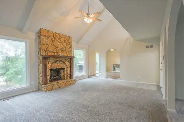 5778 Bower ST, Kansas City, MO 64133