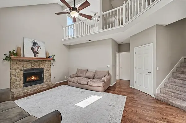 12009 S Hagan ST, Olathe, KS 66062