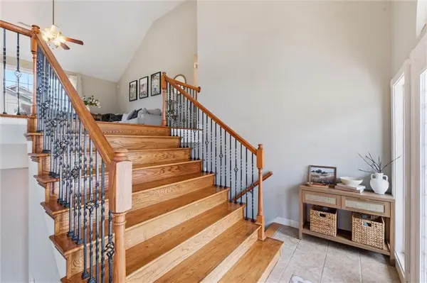 806 SW 34th TER, Lee's Summit, MO 64082