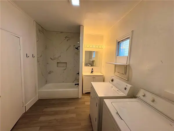 1330 E 55th ST, Kansas City, MO 64110