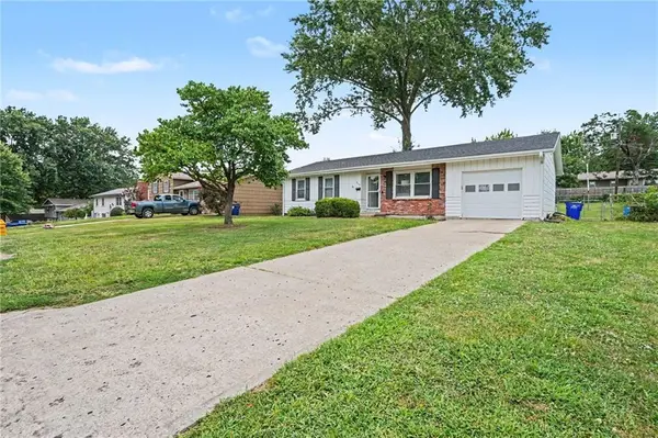 3110 NE 66TH ST, Gladstone, MO 64119