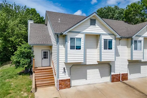 3412 Augusta DR, Lawrence, KS 66047