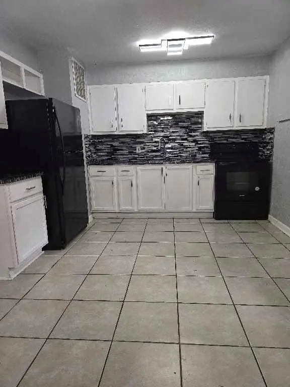 7703 E 108 TER, Kansas City, MO 64134