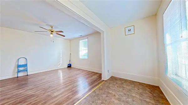 221 N Clay ST, Nevada, MO 64772
