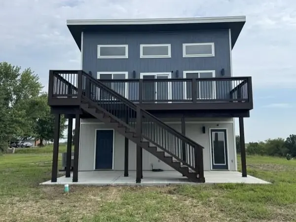 112 Admiral DR, Gallatin, MO 64640