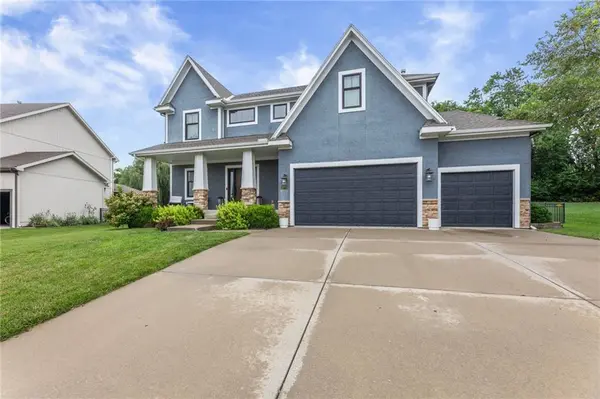 14773 S Turnberry ST, Olathe, KS 66061