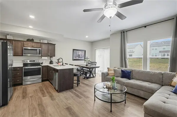 316 N 5th TER, Louisburg, KS 66053