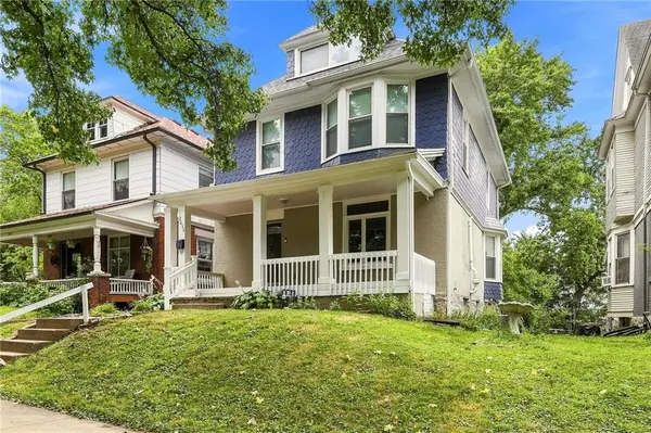 2833 Peery AVE, Kansas City, MO 64127