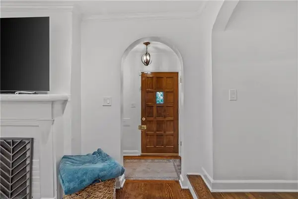 1260 W 72nd ST, Kansas City, MO 64114