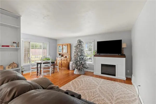 5056 NE Marvin RD, Kansas City, MO 64118